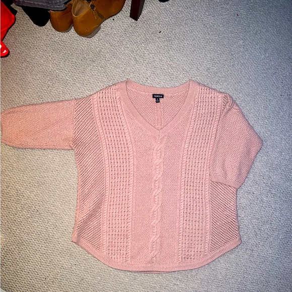 TORRID Sparkly Thread Rose Colored Sweater! - Picture 1 of 4